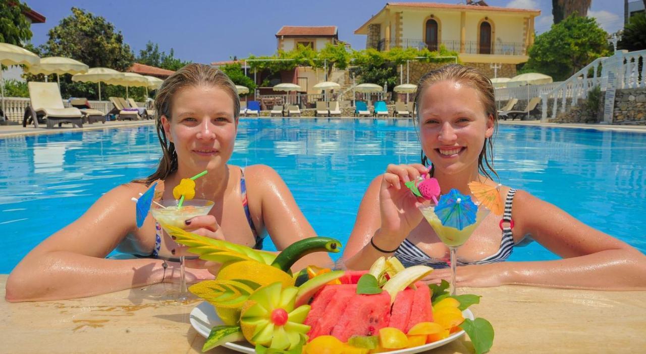 Riverside Garden Resort & Suna'S Beach Club Krini Eksteriør bilde